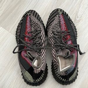 Black Yeezy x adidas Boost 350 V2